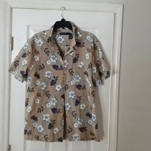 XL Nautica button down shirt short sleeve.